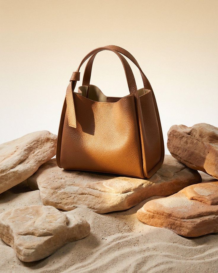 Tuscan Leather — Sun-Warmed Elegance